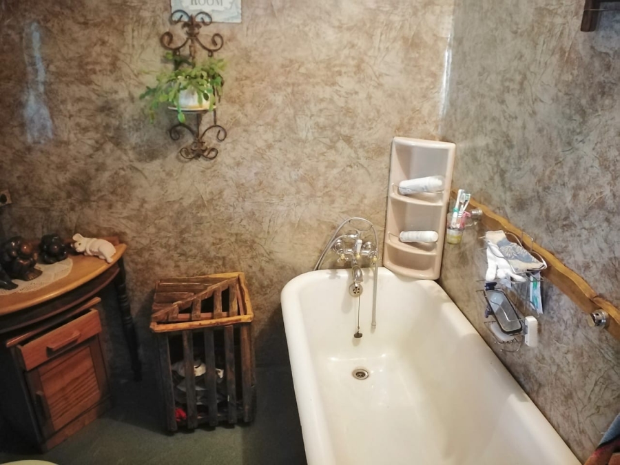 4 Bedroom Property for Sale in Verkeerdevlei Free State